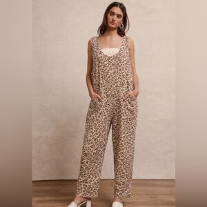 Cloud Ten Floral Jumpsuit / Overalls‎
